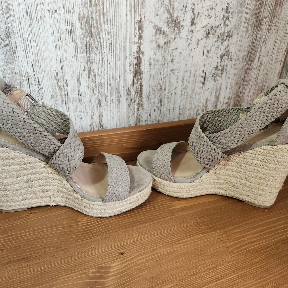 Charlotte Russe Tan Wedge Sandals with Ankle Wrap - Picture 6 of 13